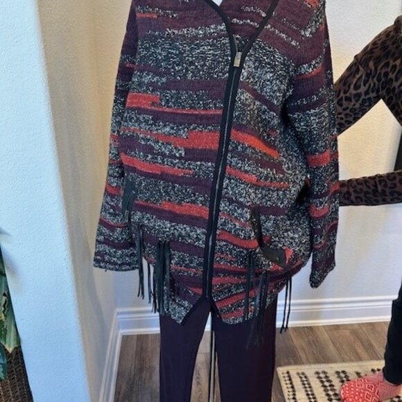 COPY - Womens Nic & Zoe Heavy Maroon Sweater Jacket w/Fringe Detailing Size L - Picture 3 of 3